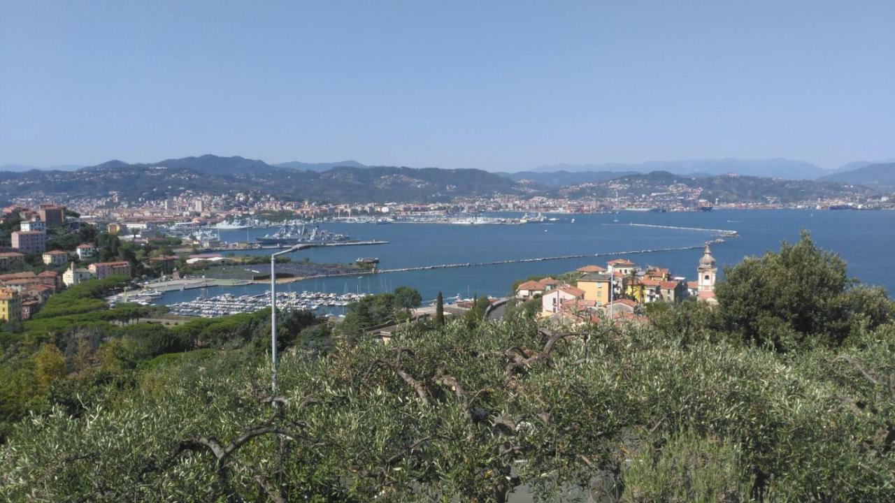 La Stanzetta Viola Hotell Fezzano  Exteriör bild